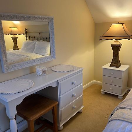 コーシャム Highcroft Houseヴィラ エクステリア 写真