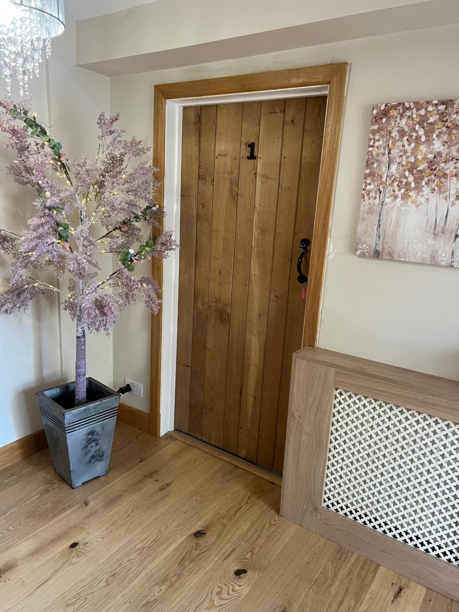 コーシャム Highcroft Houseヴィラ エクステリア 写真