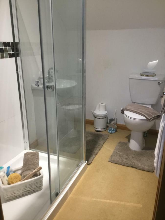 コーシャム Highcroft Houseヴィラ エクステリア 写真